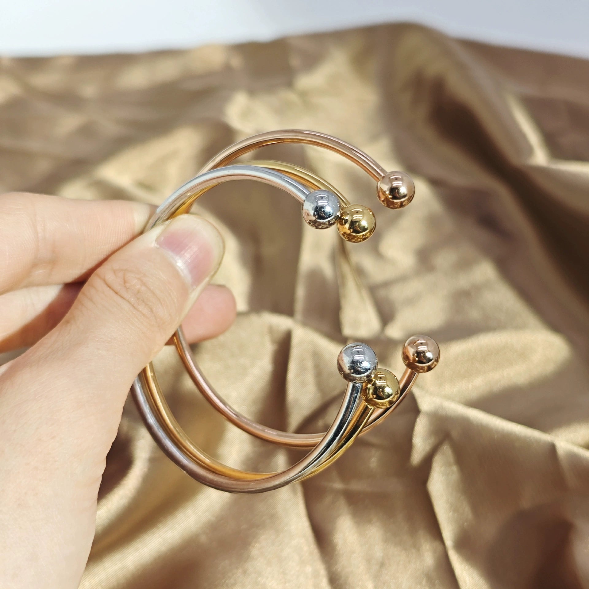 Wholesale Stainless Steel Open Cuff Bangle Bracelet – Gold / Silver / Rose Gold (MOQ 100 pcs)